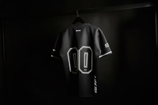 BLACK/WHITE — GLORY X ILLIMITÉ® 1/50 ‘A NEW ERA’ 00 series